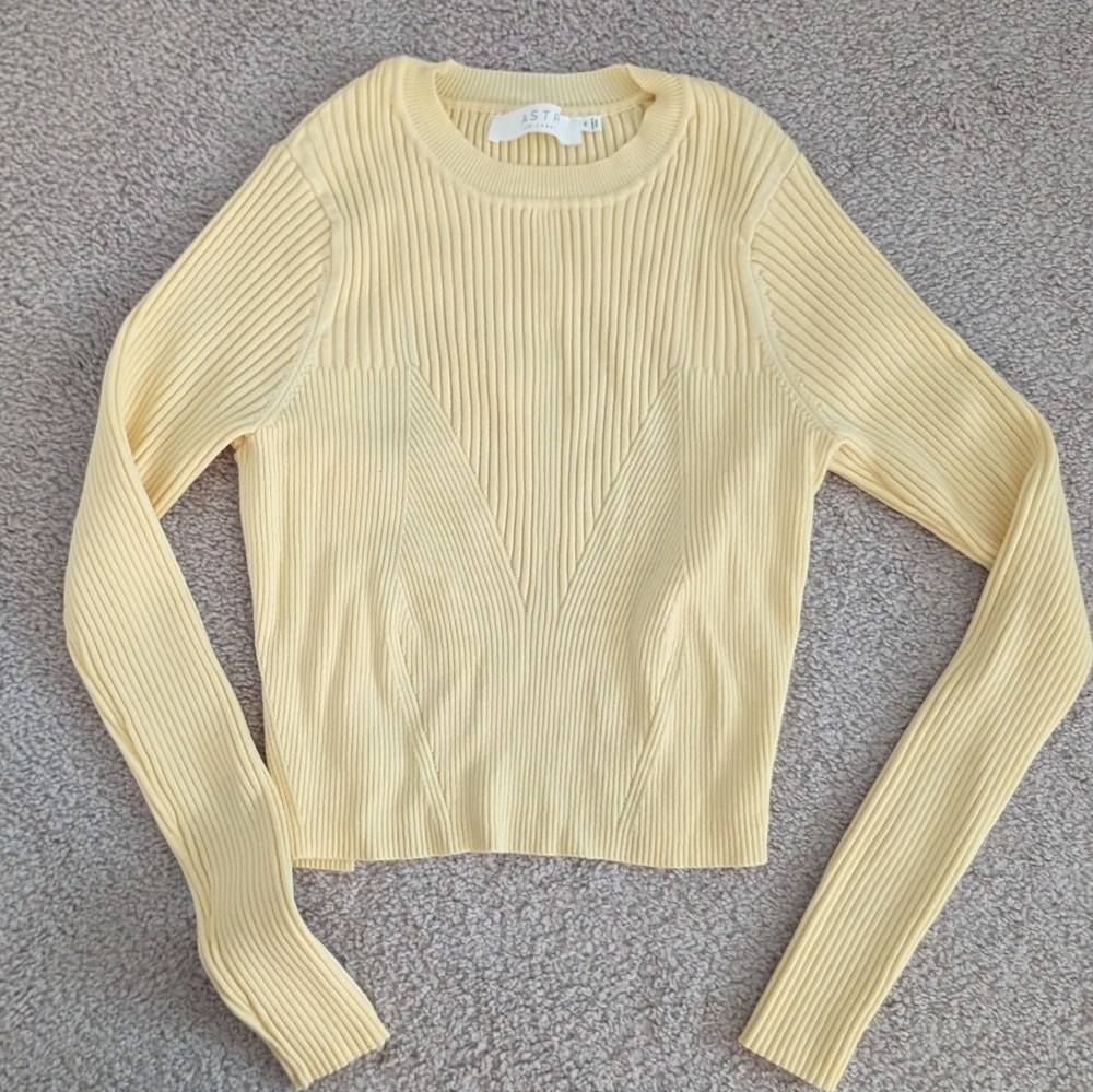 ASTR ribbed sweater open back Medium